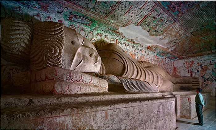 Kỳ thú hang Phật trên con đường tơ lụa